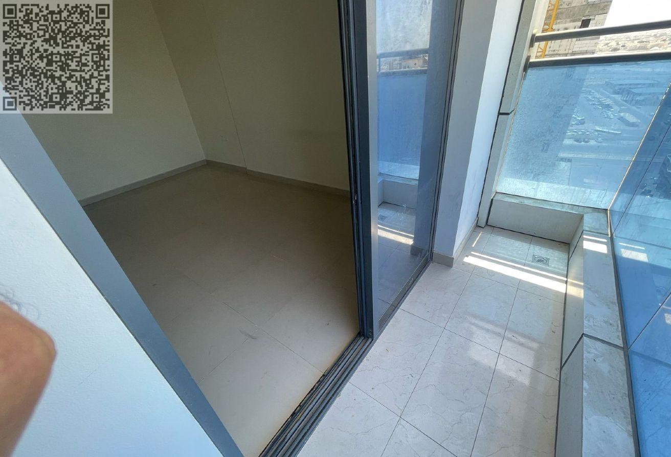 de5e4964-4938-44b3-a7f7-5f9d44f0b73b