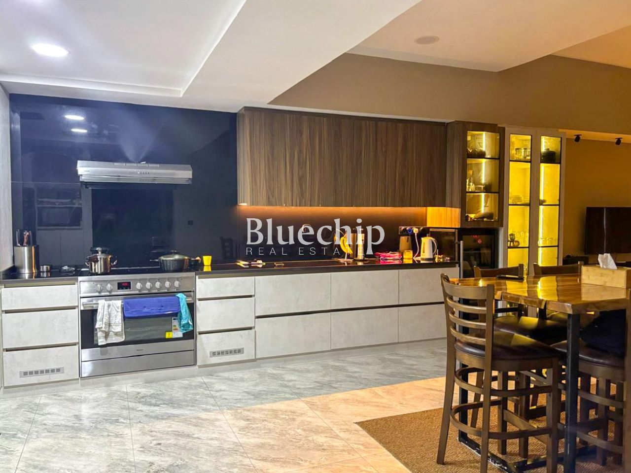 7debd1e3-b196-4022-881b-f5554a8d33ef-3