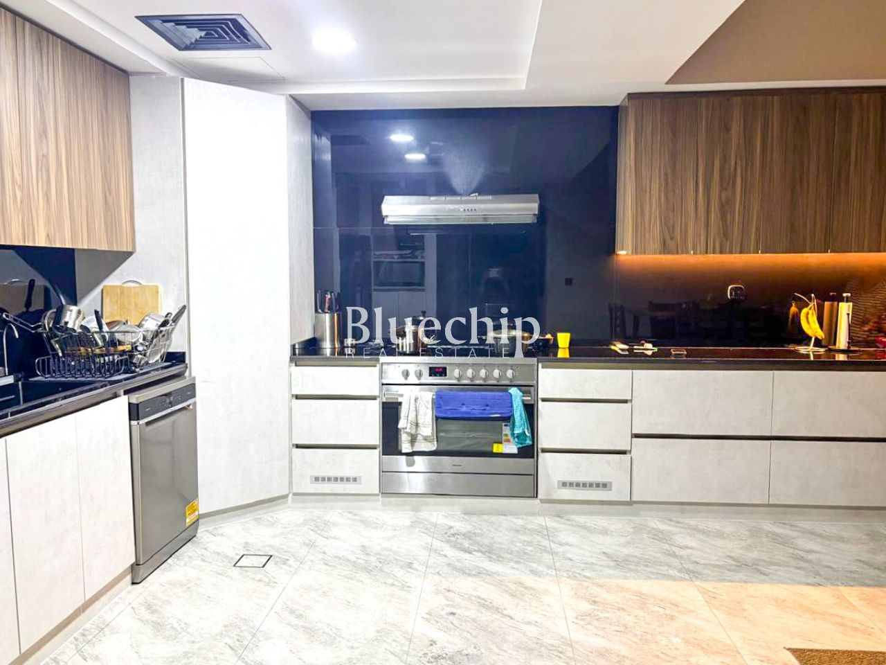 99e2f0e5-c602-4d3a-b5ca-bc2f7a0fc274-3